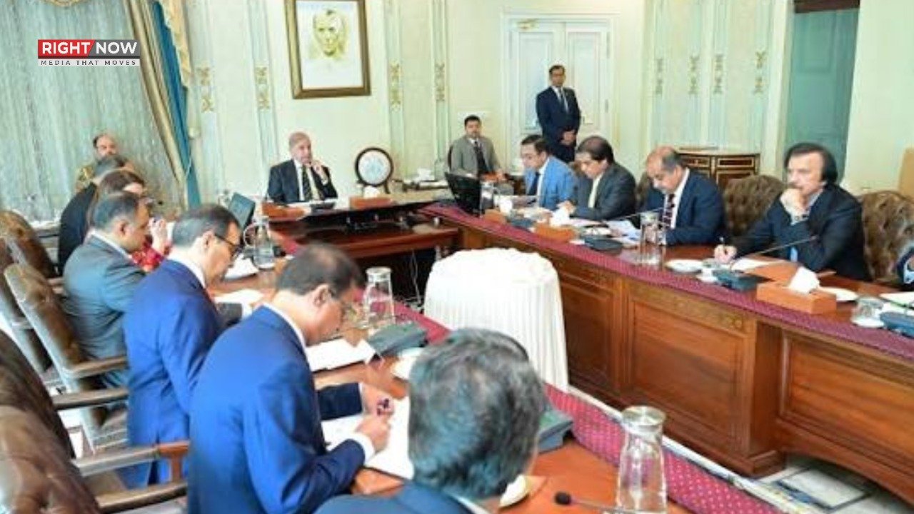 وزیراعظم کی ریلوے منصوبوں کی تکمیل کی ہدایت، ایم ایل ون اور تھر کول پر پیش رفت
