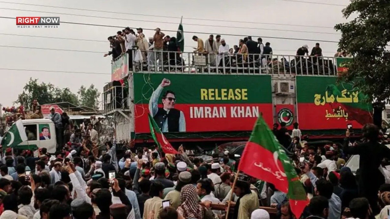 وزیراعظم کی پی ٹی آئی کو مذاکرات کی مشروط پیشکش، دھرنے ختم کرنے پر بات چیت ممکن