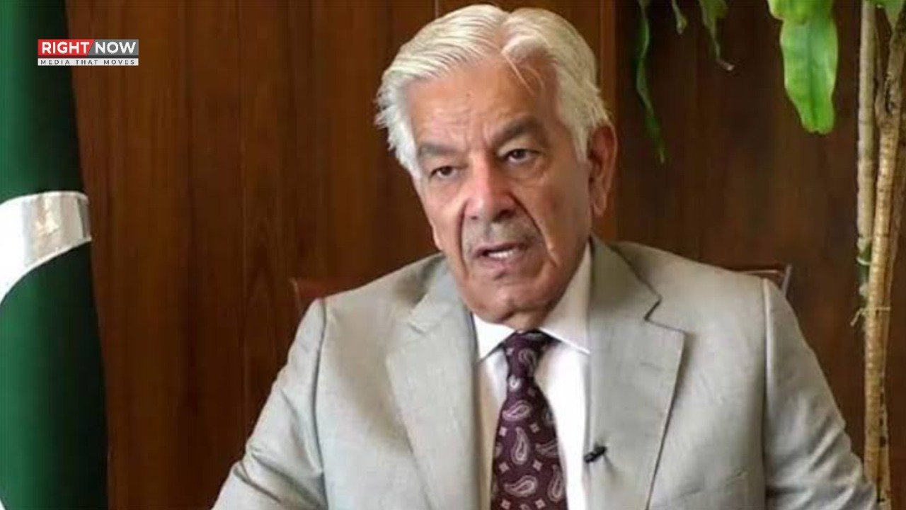 خواجہ آصف کی پی ٹی آئی پر بیرون ملک یوٹیوبرز کی سازش کا الزام، جماعت کے لیے نقصان دہ قرار