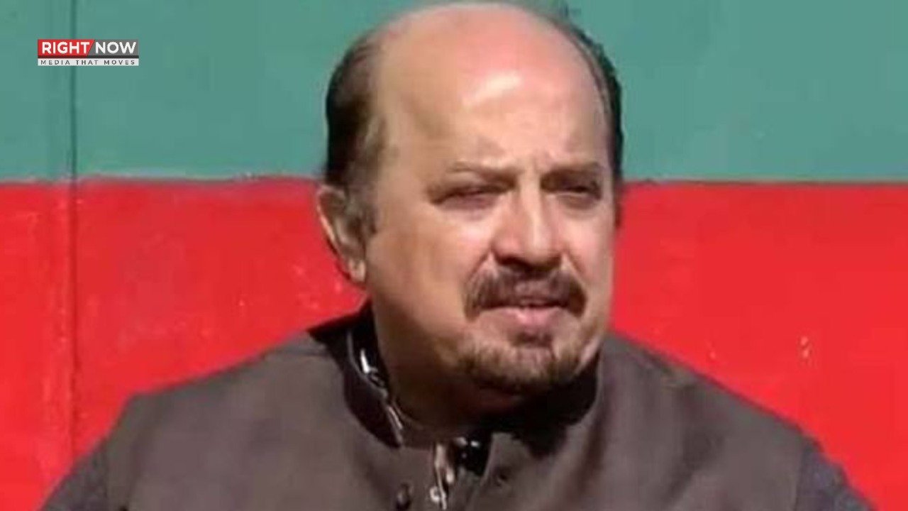 خیبر پختونخوا میں گورنر راج کے بعد پی ٹی آئی کا پہلا استعفیٰ، فردوس شمیم نقوی مستعفی